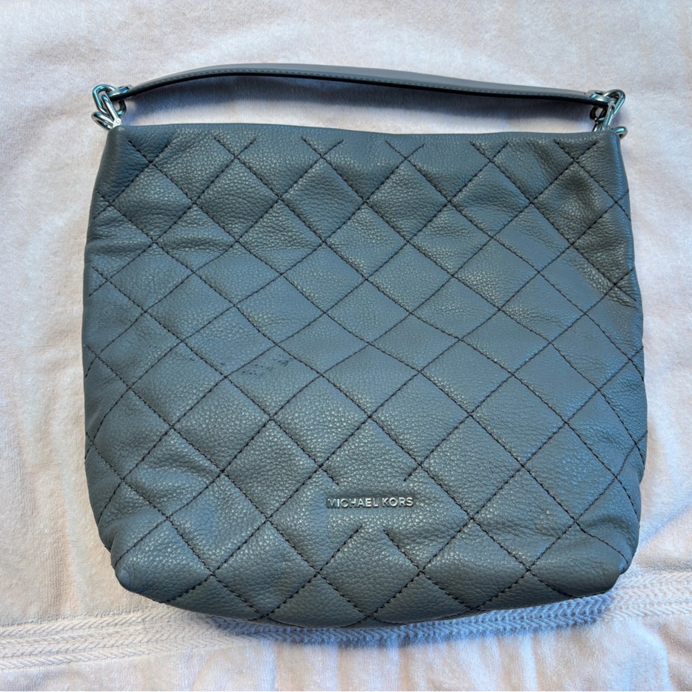 Michael Kors Quilted Large Shoulder Bag in Gray NWT